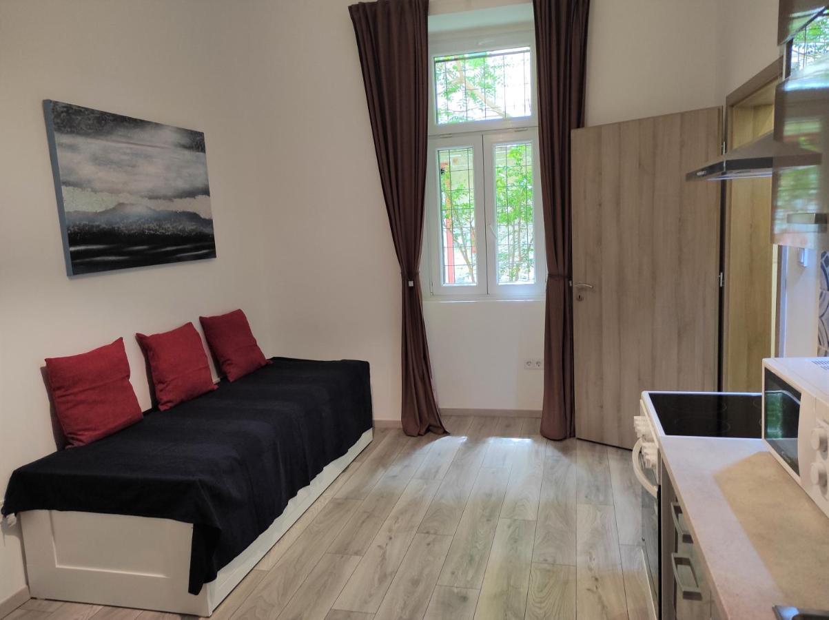 Casina Di Tea Budapest Esterno foto